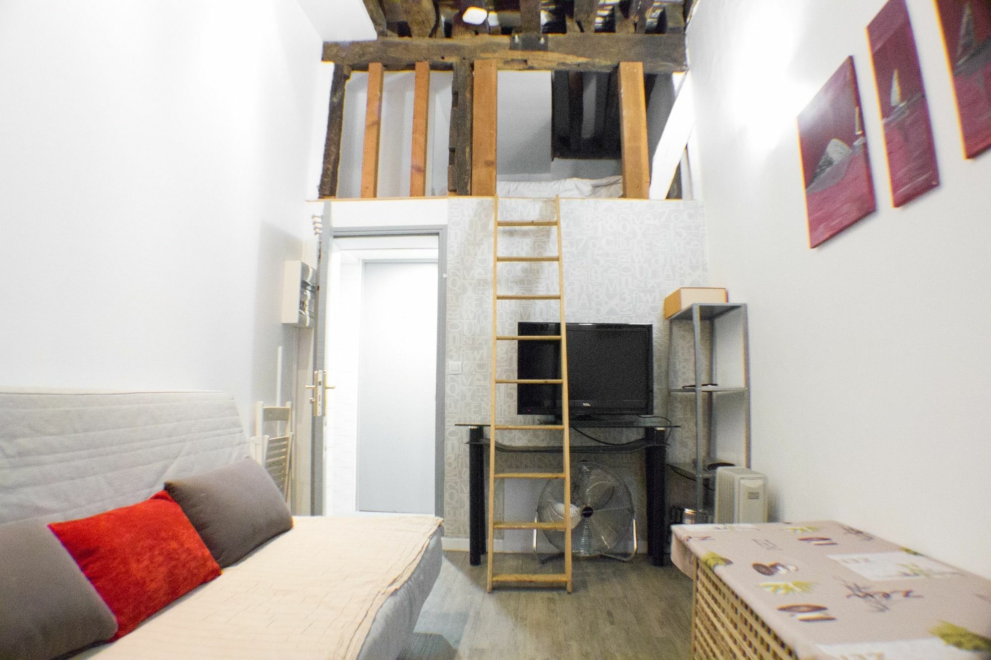 Studio Petit Pompidou Parijs Buitenkant foto